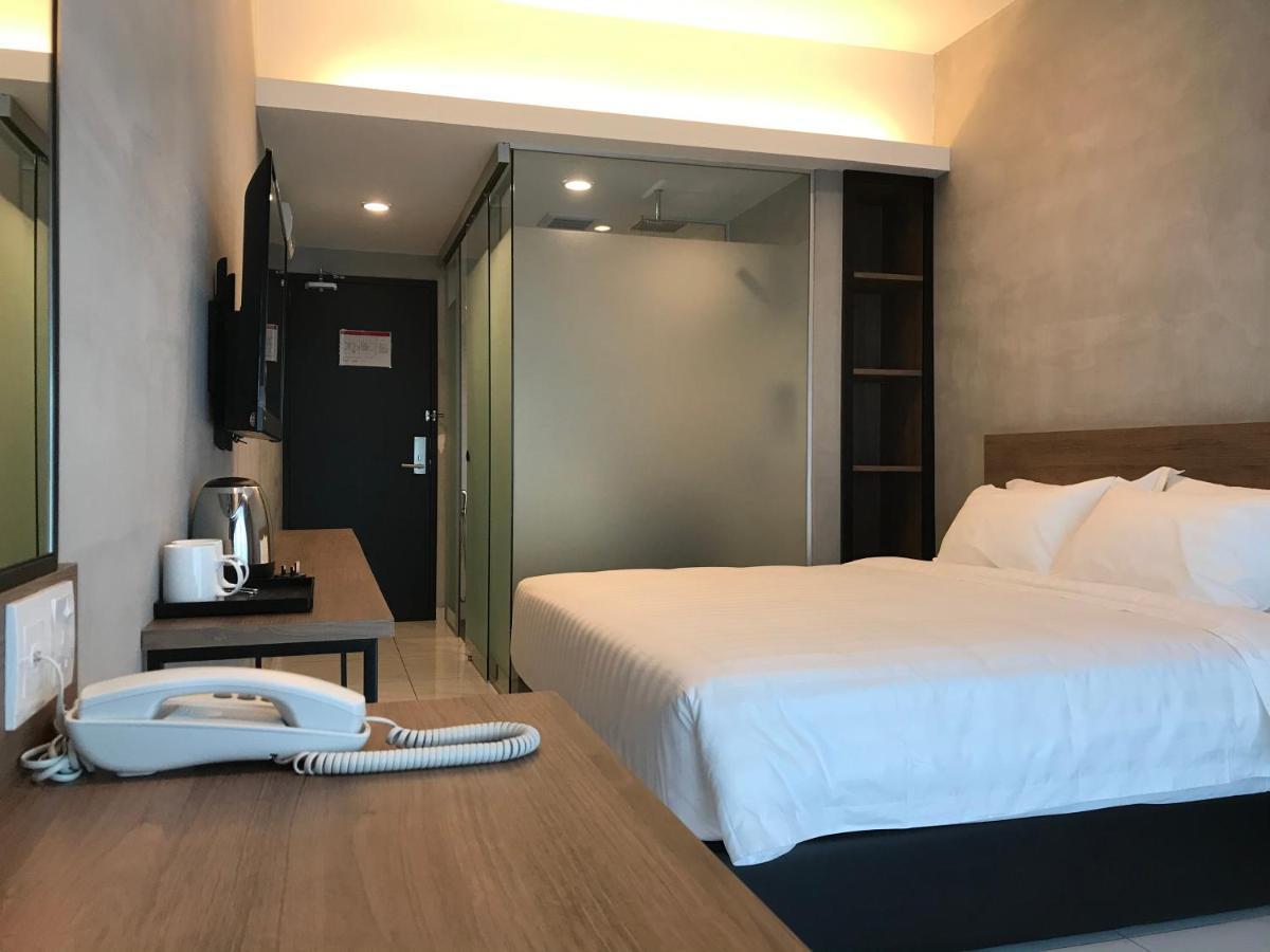 Dandelion Inn Simpang Pulai Exterior foto